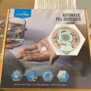 LiveFine Automatic Pill Dispenser